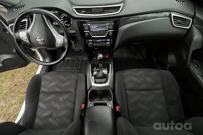 Nissan X-Trail T32 Crossover