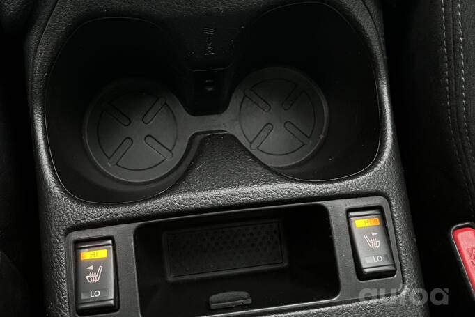 Nissan X-Trail T32 Crossover