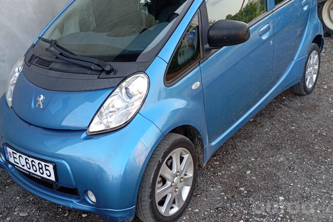 Peugeot iOn 1 generation