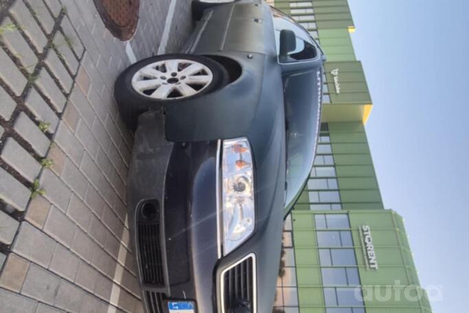 Audi A6 4B/C5 wagon 5-doors