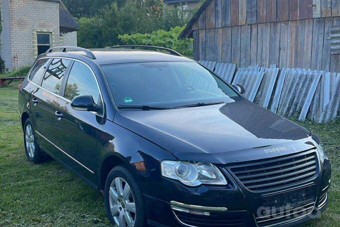 Volkswagen Passat B6 wagon 5-doors