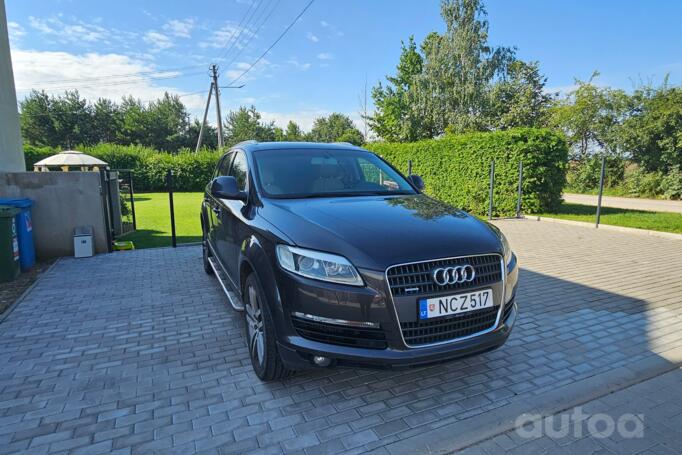Audi Q7 4L Crossover
