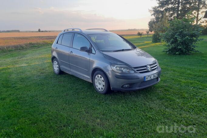 Volkswagen Golf Plus 1 generation