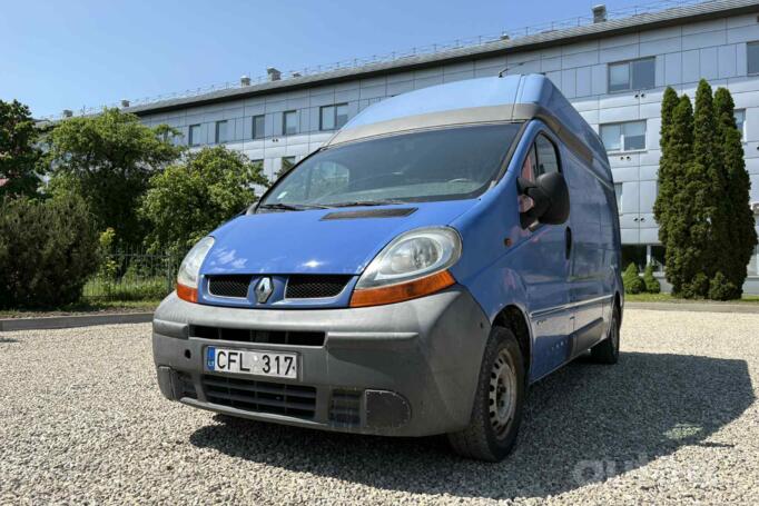 Renault Trafic 2 generation Minivan