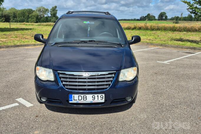 Chrysler Voyager 4 generation [restyling] Minivan Grand