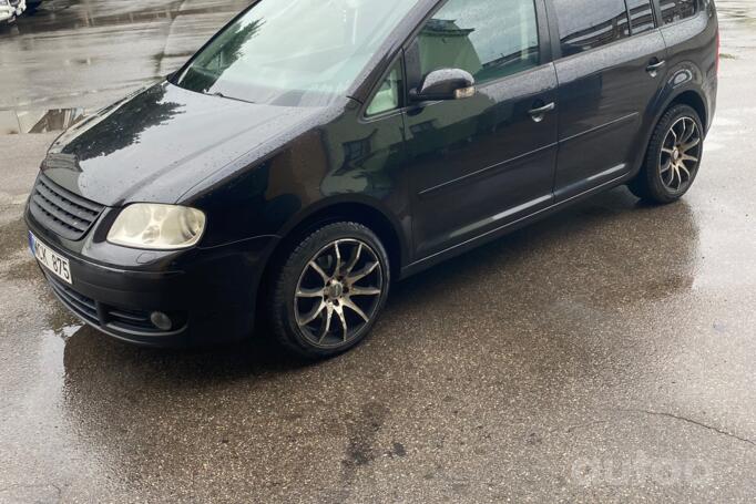 Volkswagen Touran 1 generation Minivan