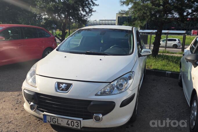 Peugeot 307 1 generation [restyling] Hatchback 5-doors