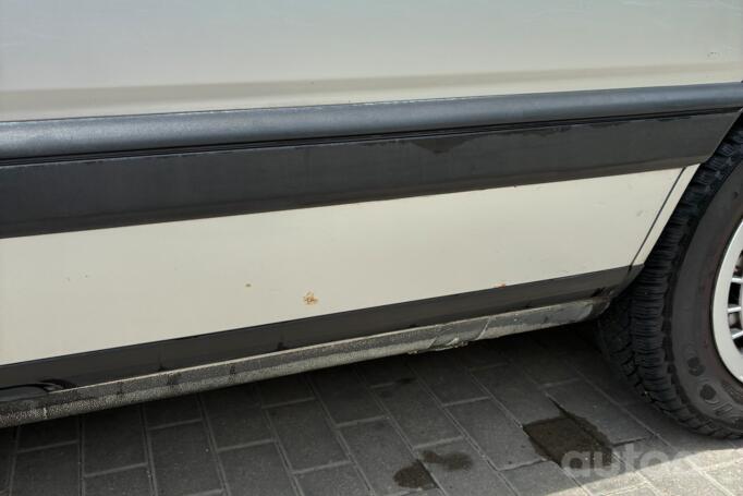 Audi 100 4A/C4 Sedan