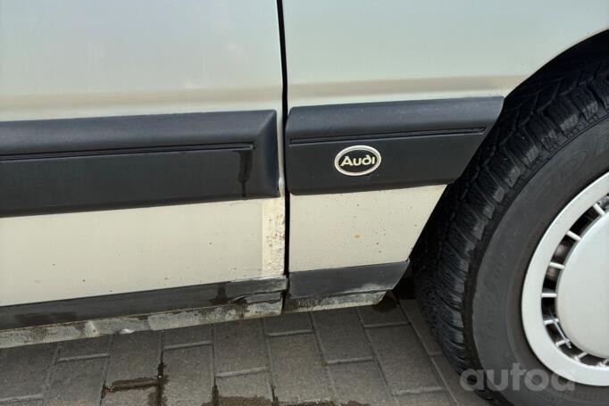 Audi 100 4A/C4 Sedan