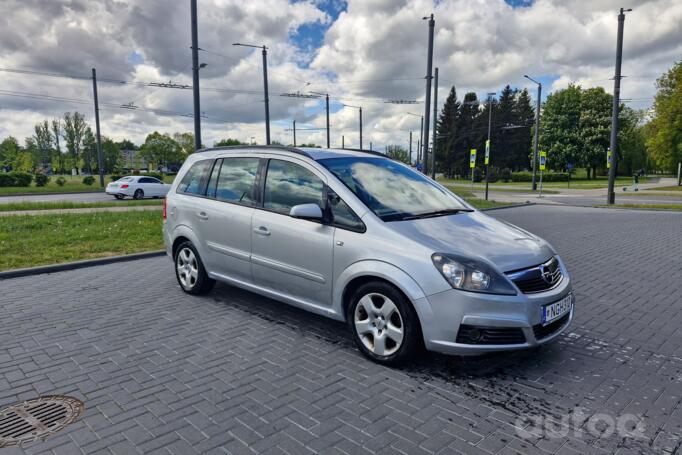 Opel Zafira B Minivan 5-doors