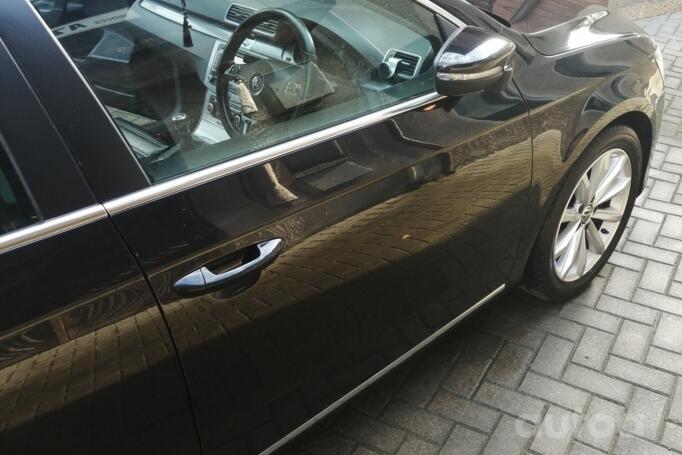 Volkswagen Passat Variant 1 generation wagon (5 doors)