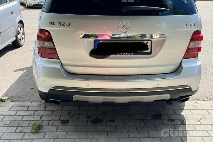 Mercedes-Benz M-Class W164 Crossover 5-doors