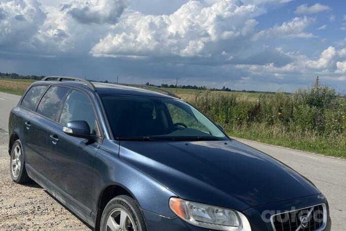 Volvo V70 3 generation wagon