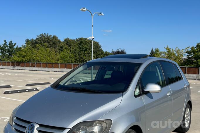 Volkswagen Golf Plus 1 generation