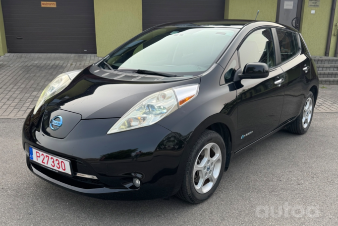 Nissan Leaf 1 generation Hatchback