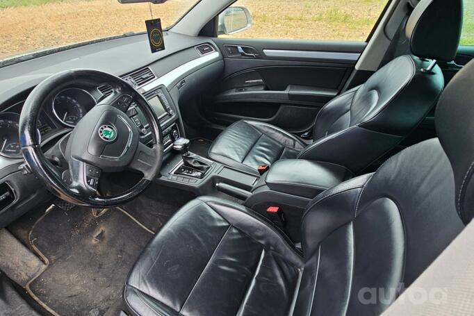 Skoda Superb 2 generation Combi wagon