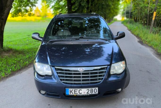 Chrysler Voyager 4 generation [restyling] Minivan