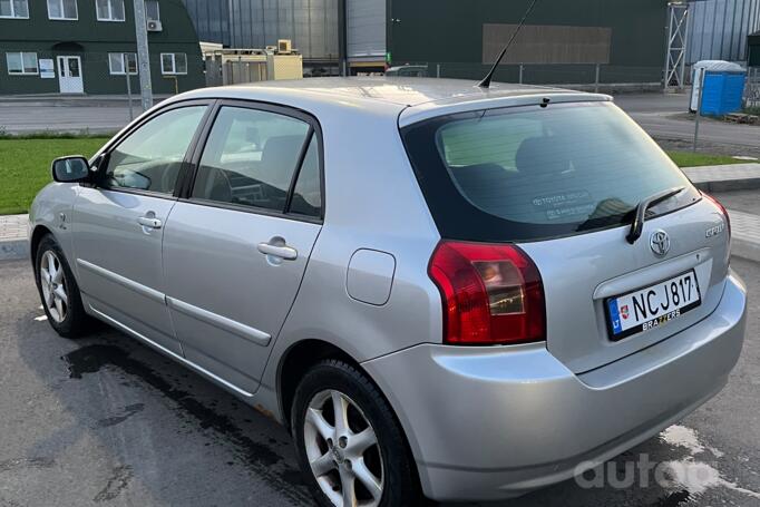 Toyota Corolla E120 Hatchback 5-doors