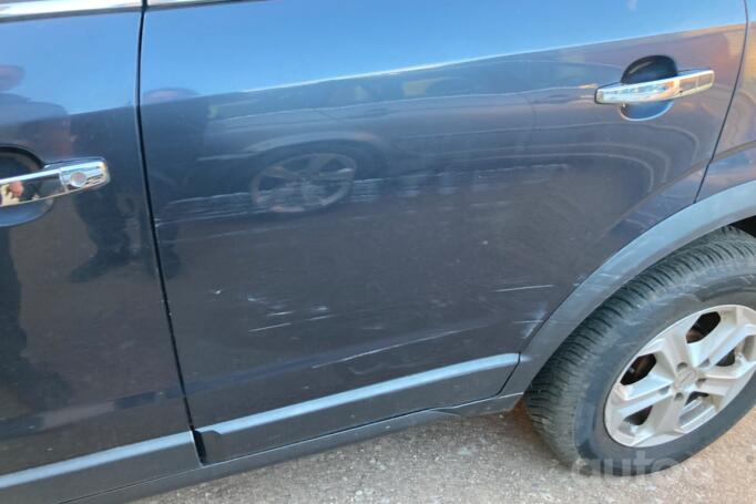 Opel Antara 1 generation Crossover