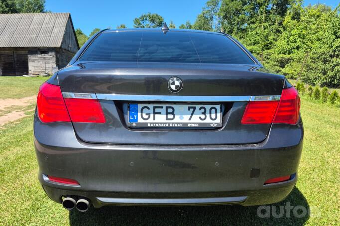 BMW 7 Series F01/F02 Sedan
