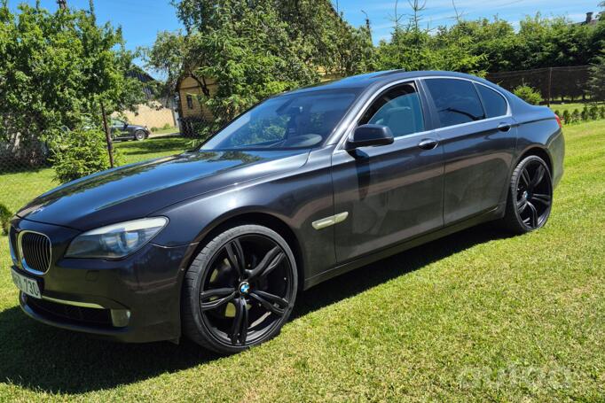 BMW 7 Series F01/F02 Sedan