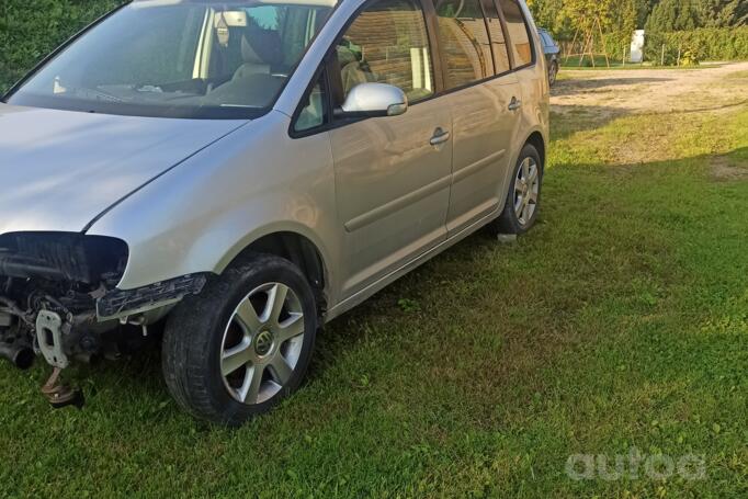 Volkswagen Touran 1 generation Minivan