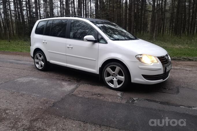 Volkswagen Touran 1 generation [restyling] Minivan 5-doors