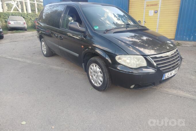 Chrysler Voyager 4 generation [restyling] Minivan Grand