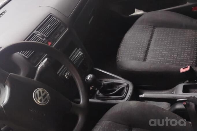 Volkswagen Golf 4 generation wagon