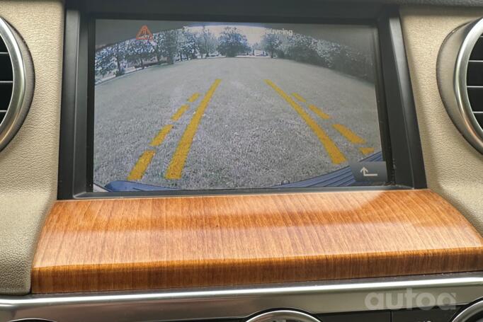 Land Rover Discovery 4 generation SUV