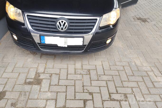 Volkswagen Passat B6 Sedan 4-doors