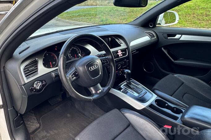 Audi A4 B8/8K Sedan 4-doors