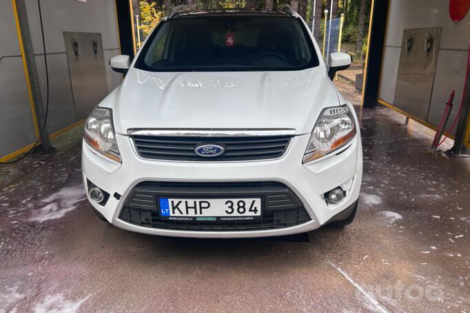Ford Kuga 1 generation Crossover