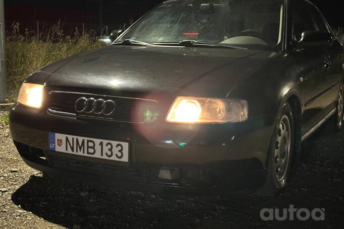 Audi A3 8L [restyling] Hatchback 5-doors