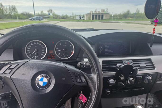 BMW 5 Series E60/E61 Touring wagon