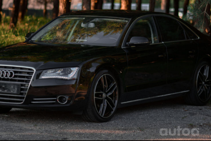 Audi A8 D4/4H Sedan