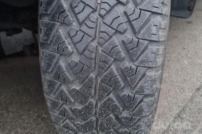 Kia Sorento 1 generation SUV