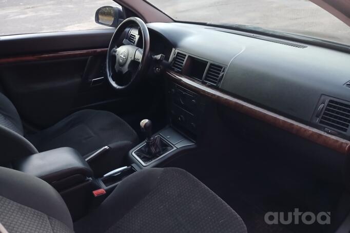 Opel Vectra C Sedan 4-doors