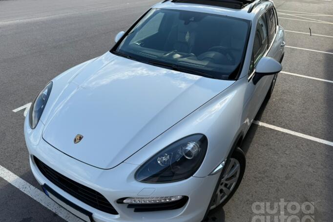 Porsche Cayenne 958 Crossover