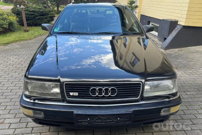 Audi V8 1 generation Sedan