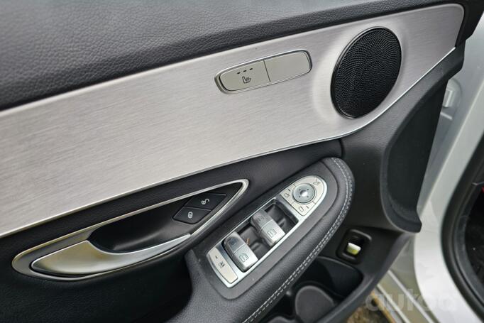 Mercedes-Benz C-Class W205/S205/C205 Sedan