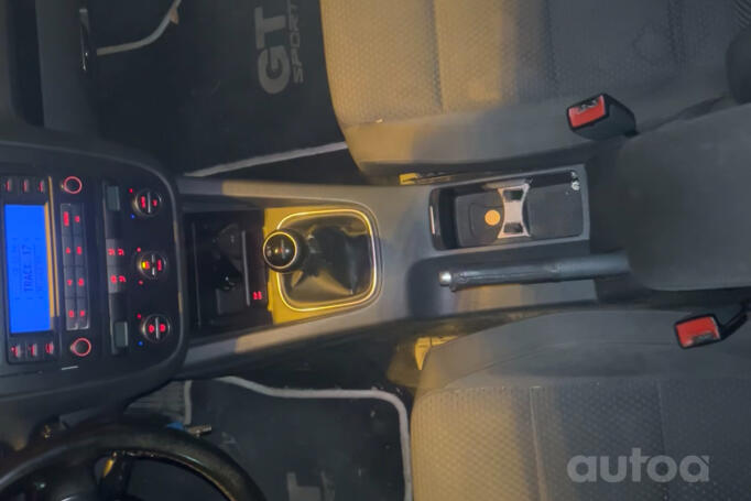 Volkswagen Golf 5 generation Hatchback 3-doors