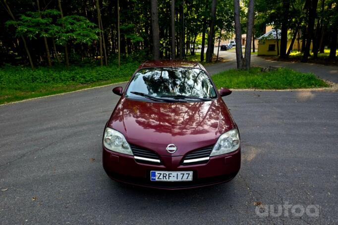Nissan Primera P12 Liftback
