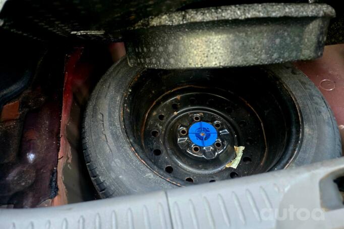 Nissan Primera P12 Liftback