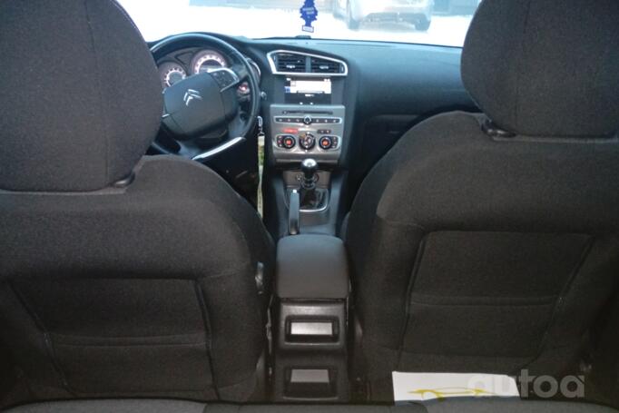 Citroen C4 2 generation Hatchback