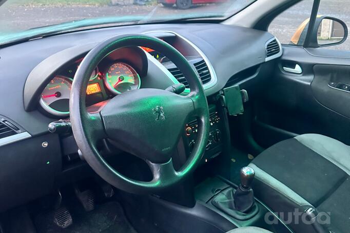 Peugeot 207 1 generation Hatchback 5-doors