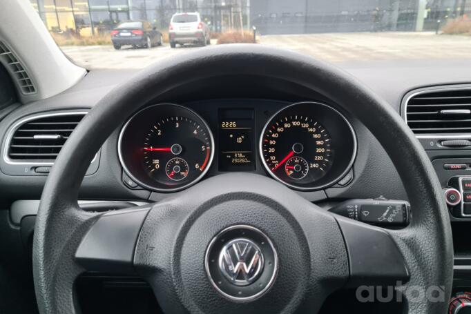 Volkswagen Golf 6 generation Hatchback 5-doors