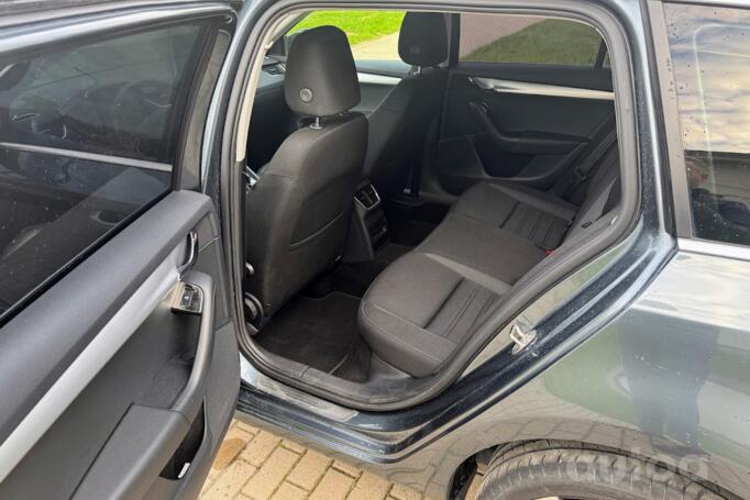 Skoda Octavia 3 generation [restyling] Combi wagon 5-doors