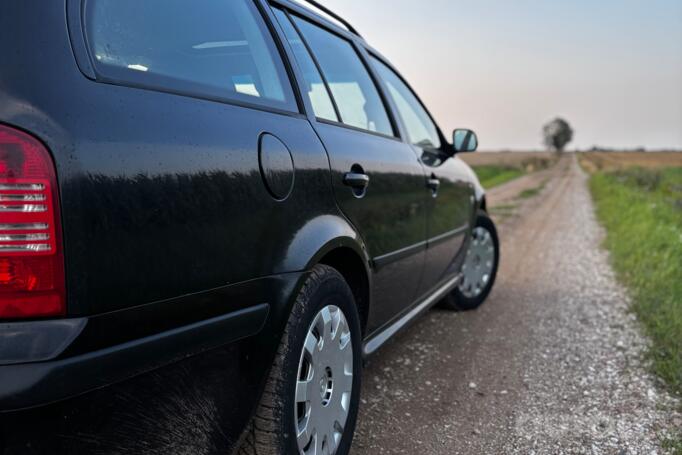 Skoda Octavia 1 generation [restyling] Combi wagon 5-doors