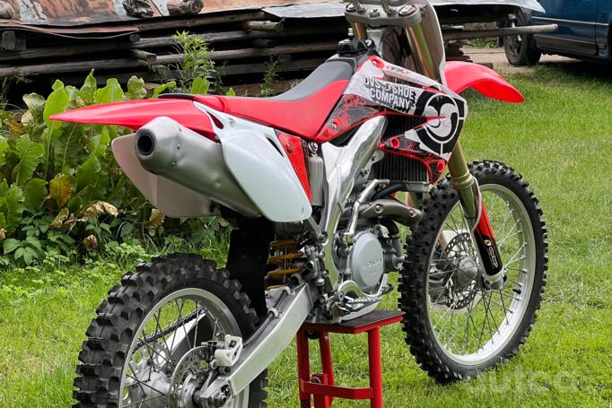 Honda CRF